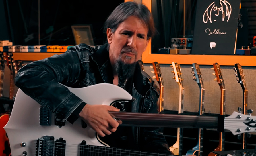 Bumblefoot explica por qué abandonó Guns N’ Roses y se sincera sobre Slash: “Puedes tocar tres acordes para tres mil personas o tres mil acordes para tres personas”