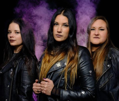 Charlamos con Emlee Johansson, batería de THE GEMS