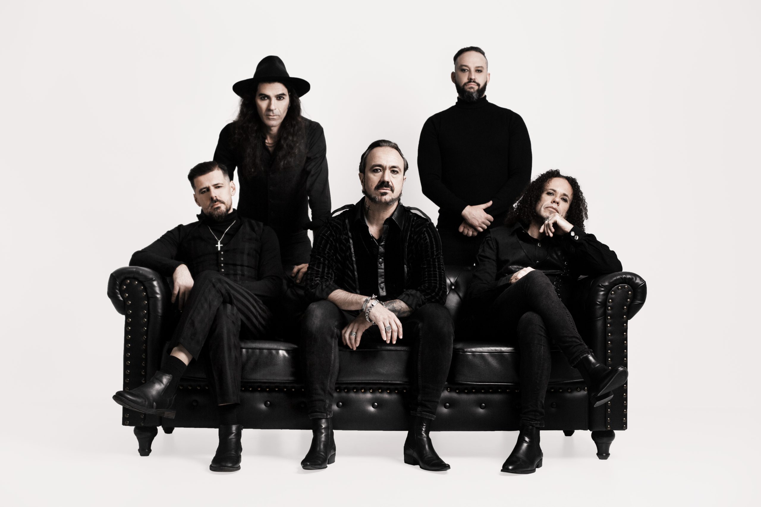 Entrevista con Fernando Ribeiro, vocalista de Moonspell: “No nos rendimos sin luchar”