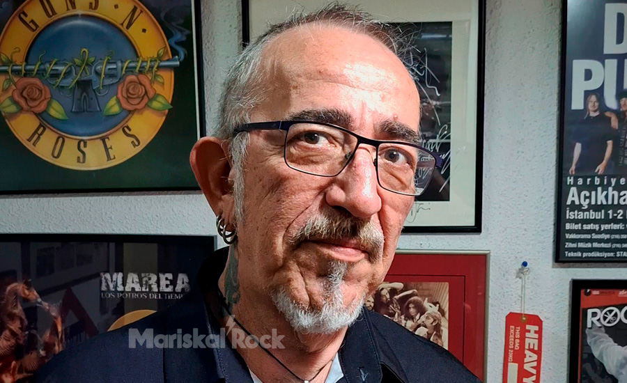 Juanma Lobón, primer cantante de Mägo de Oz, recuerda sus inicios con Txus Di Fellatio: “Nos juntábamos en un aparcamiento del barrio a maquinar nuestros sueños”