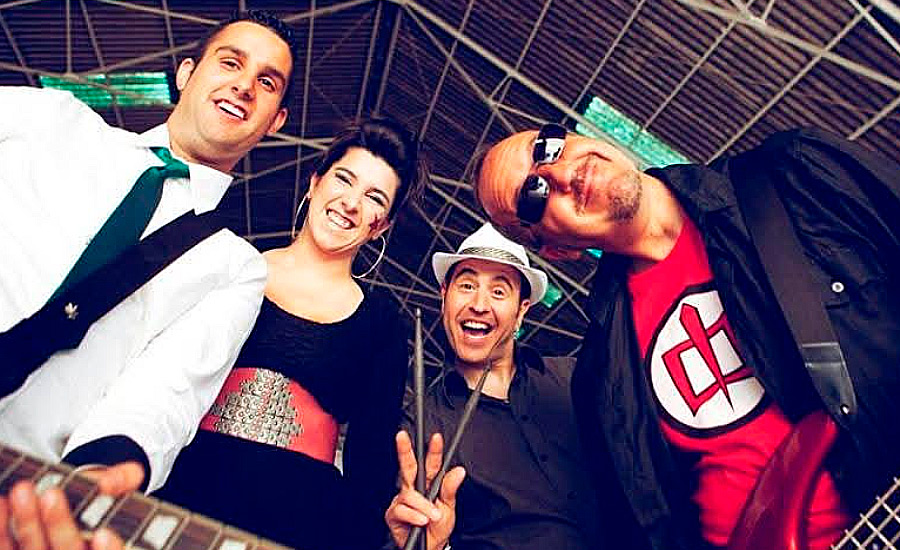 Mesa para Dos avanza hacia su nuevo disco con “Ni vivo ni muerto” y “Payaso”, una canción con identidad propia para desahogarse y quedarse a gusto