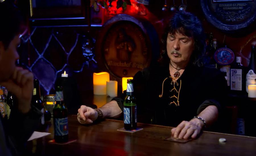 Ritchie Blackmore (Rainbow, ex-Deep Purple), sobre el “desagradable episodio de vértigo” que provocó la suspensión de varios conciertos en noviembre: “No se lo deseo ni a mi peor enemigo”
