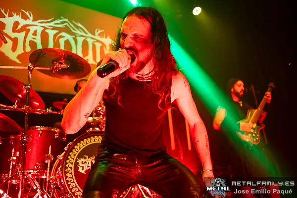 Crónica: KINNIA + SALDUIE: «Metal y cerveza para celebrar San Patricio en Granada» – Sala Riff (14/03/2026)