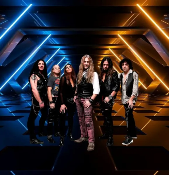 El rugido del glam español suena de nuevo, vuelve BELLA BESTIA