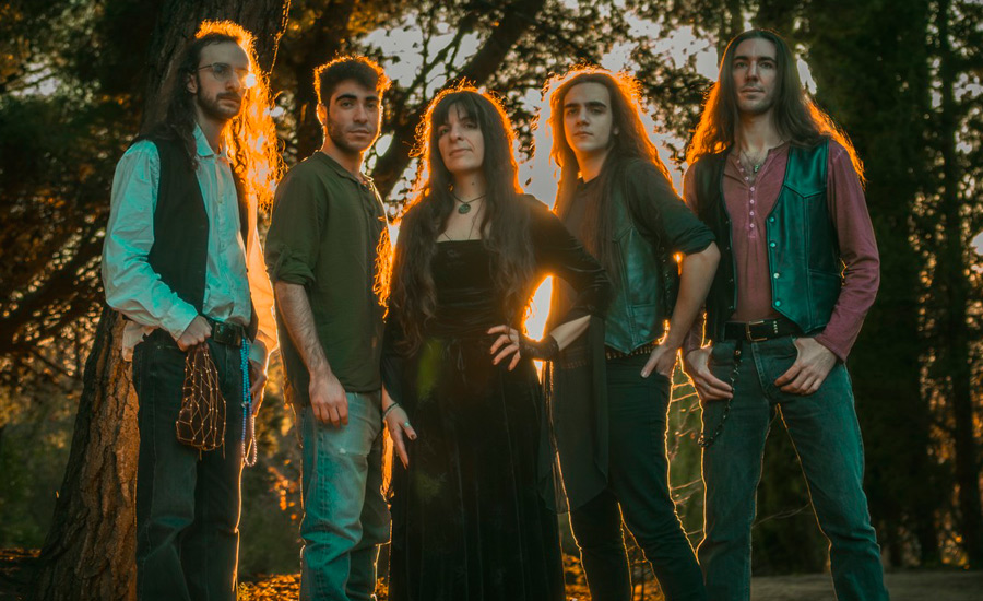 SombraS lanza “Atrapada por un sueño”, su primer disco en la carrera hacia el trono del folk metal