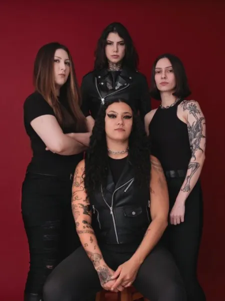 CRYPTA y BLOODHUNTER: Duelo de divas en una gira de violencia sónica